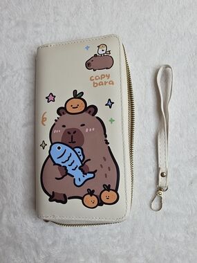 Cute Capybara Print Cream Zip Wallet Wristlet